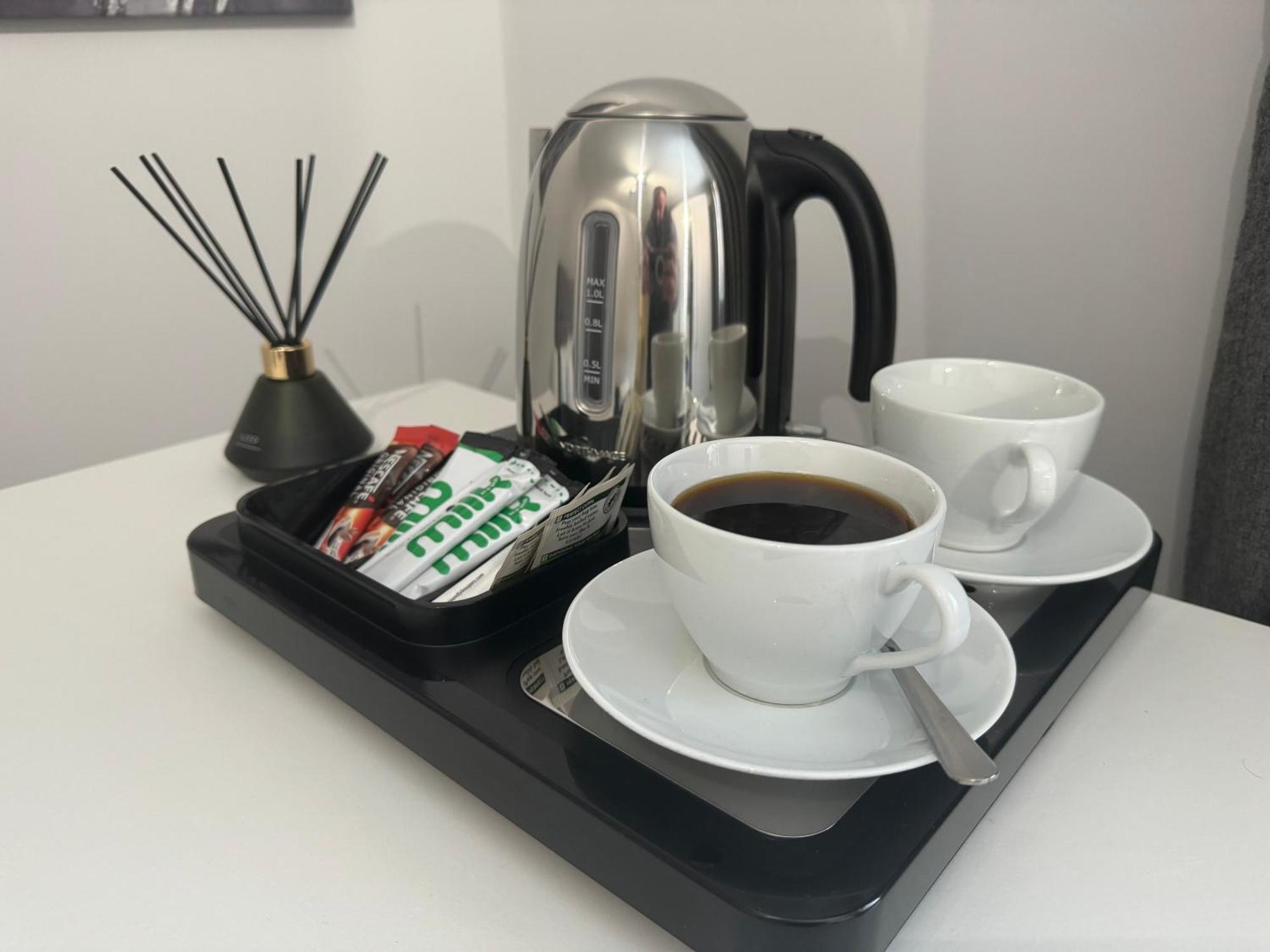 Lymm Living Hotel Warrington  Ngoại thất bức ảnh