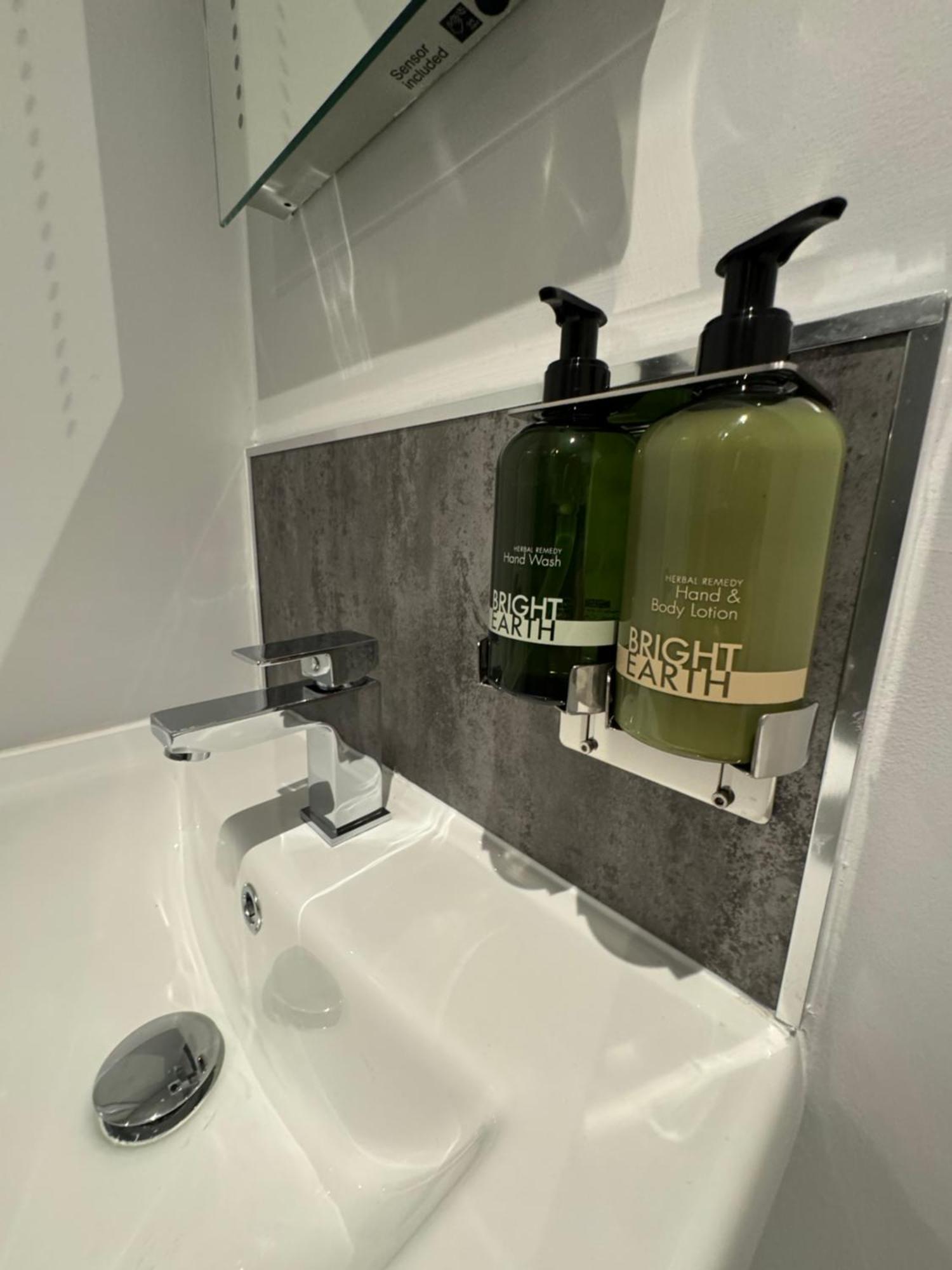 Lymm Living Hotel Warrington  Ngoại thất bức ảnh